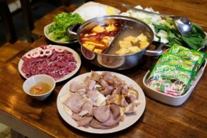 Lẩu Lòng Bò Hà Nội – Đặc Sản Dân Dã Lẩu lòng bò hà nội
