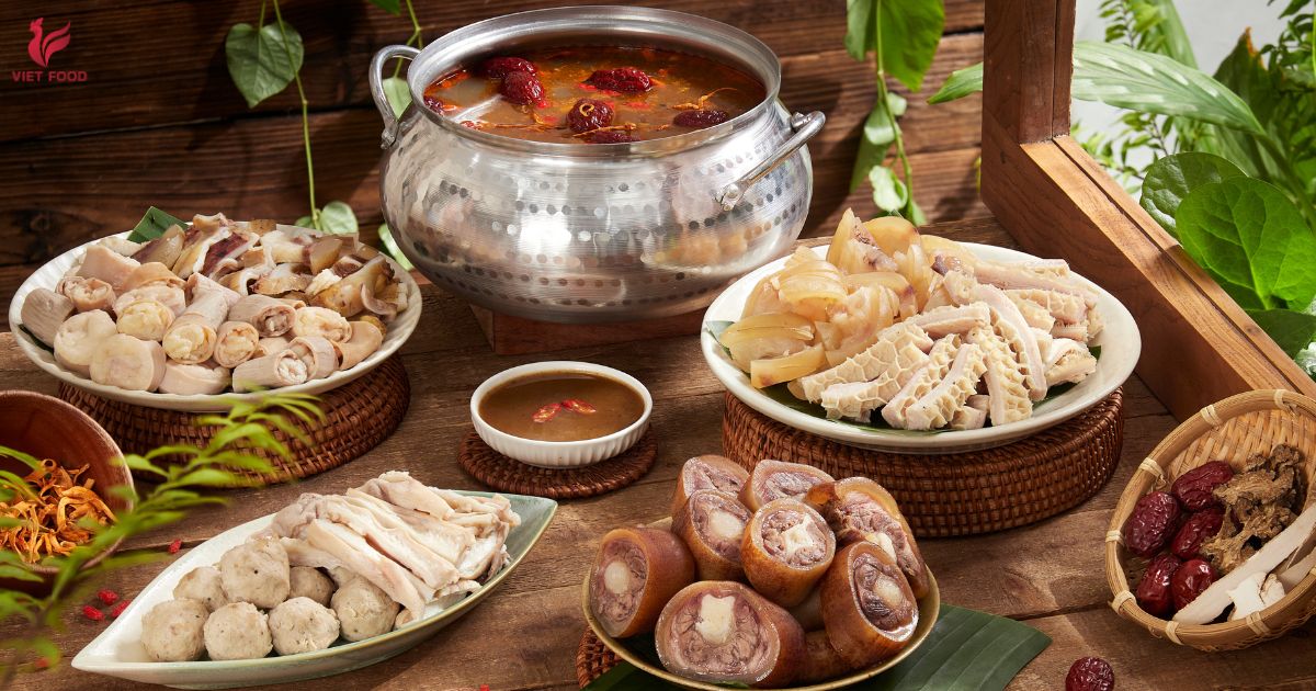 Cốt Lẩu Bò Cô Đặc Đun 10P Thơm Ngon Tiện Lợi | Việt Food Nước cốt lẩu bò nấu nhanh 10p cho bữa tiệc lẩu đuôi bò gân bò thịnh soạn tại nhà
